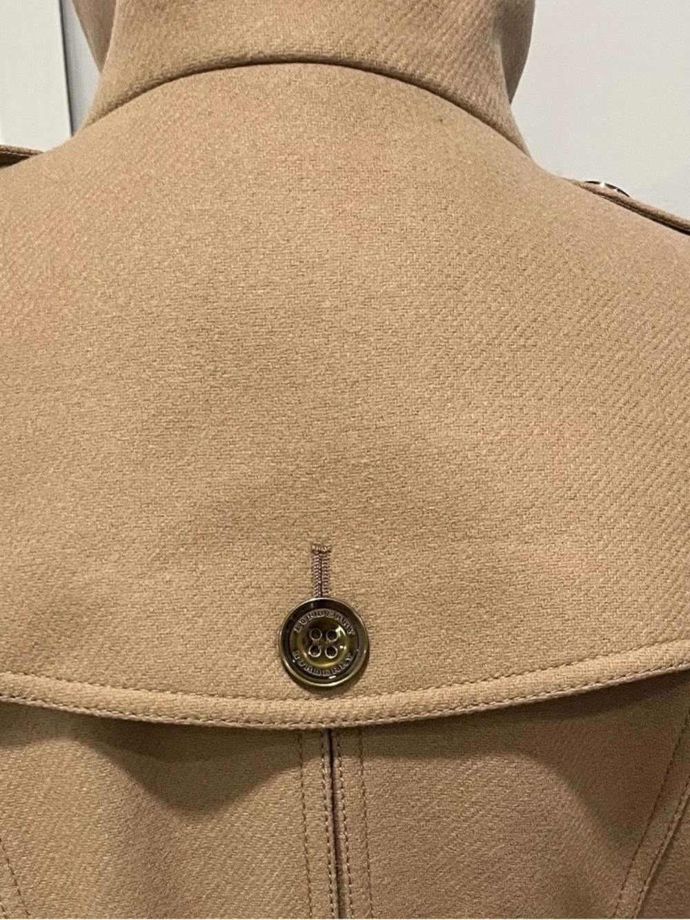 BURBERRY DAYLESMOORE VIRGIN WOOL CASHMERE TRENCH COAT SIZE 6 - Picture 4 of 15